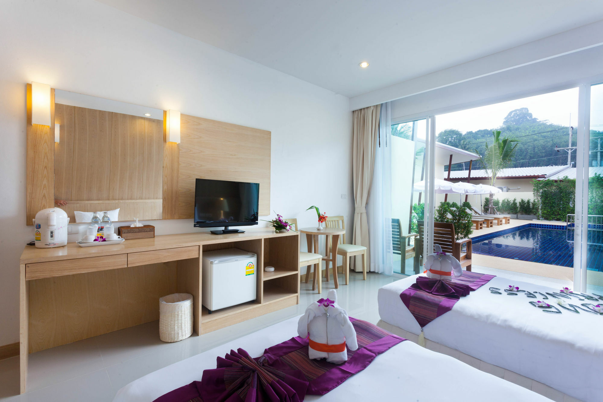 Chalong Princess Pool Villa Resort Sha Extra Plus Exterior foto